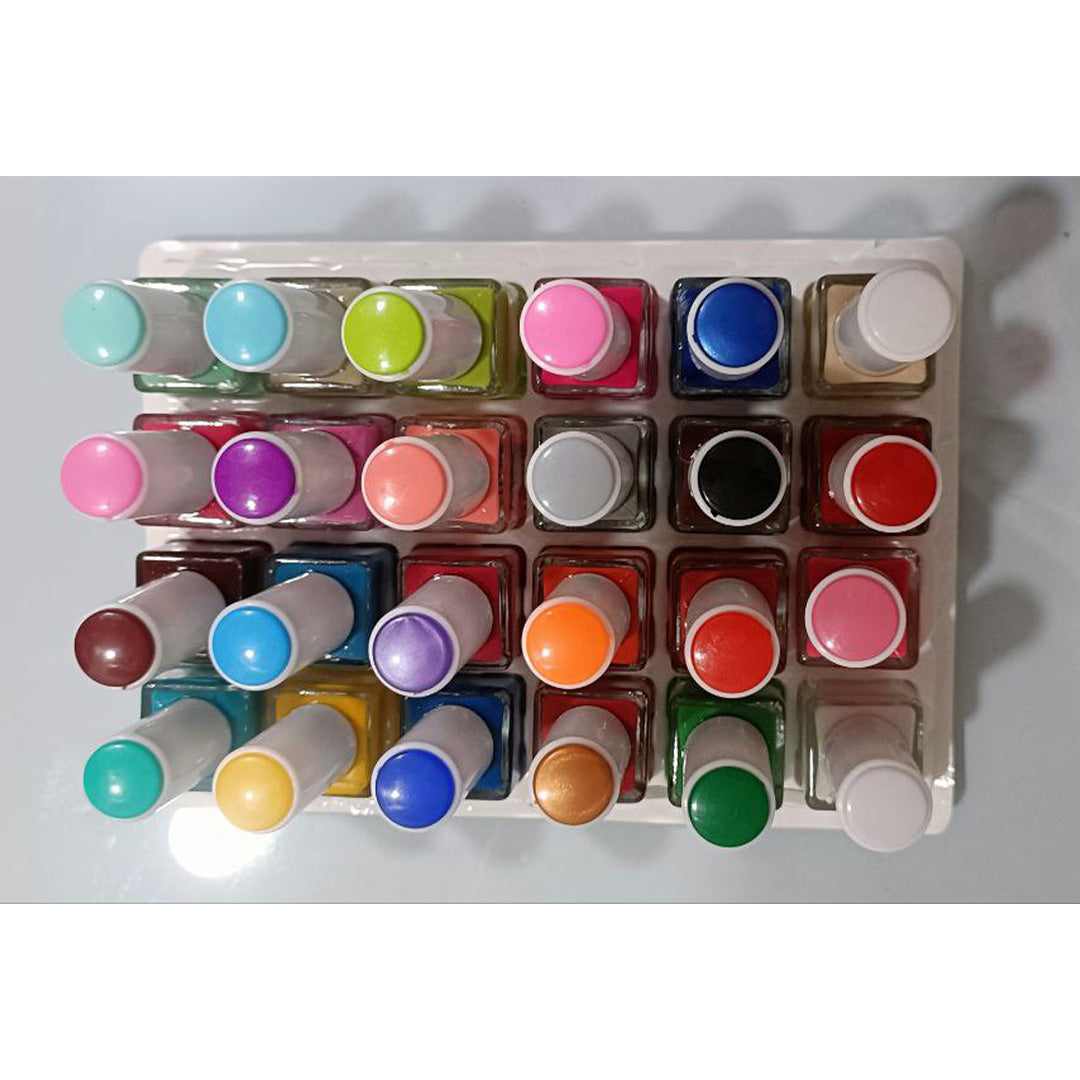 MAC Nail Polish Palette in multi colors | Diverse Colors & Long-Lasting Shine.